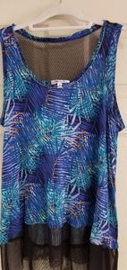 Women's tank top. JENNIFER LOPEZ size Medium